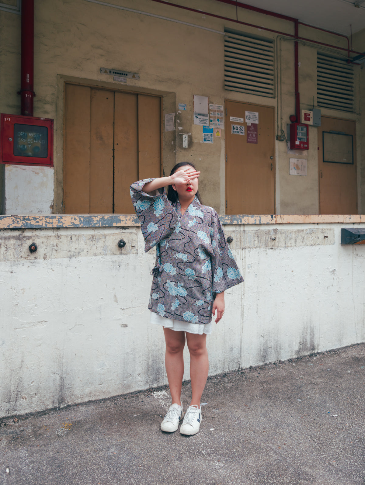 Blue Shibori Floral Cross Body Short Kimono