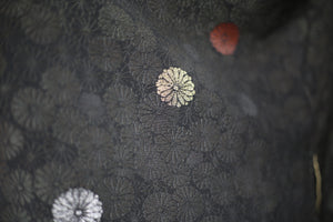 Kikukamon Kimono