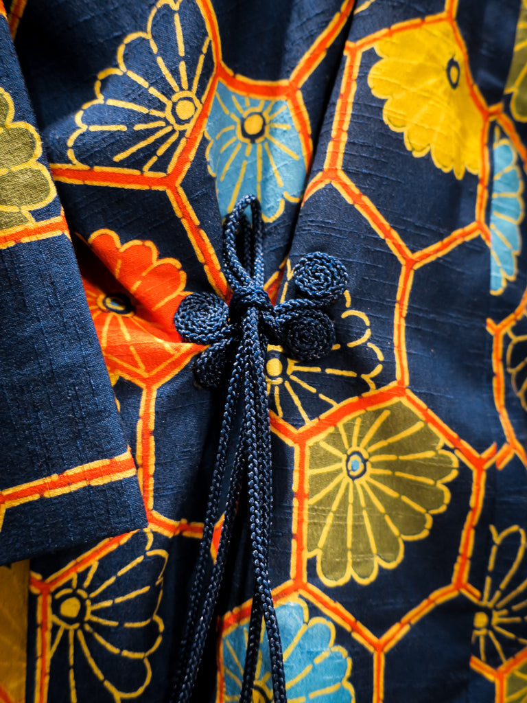 Hexagon Chrysanthemum Short Kimono