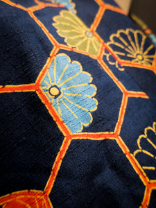 Hexagon Chrysanthemum Short Kimono