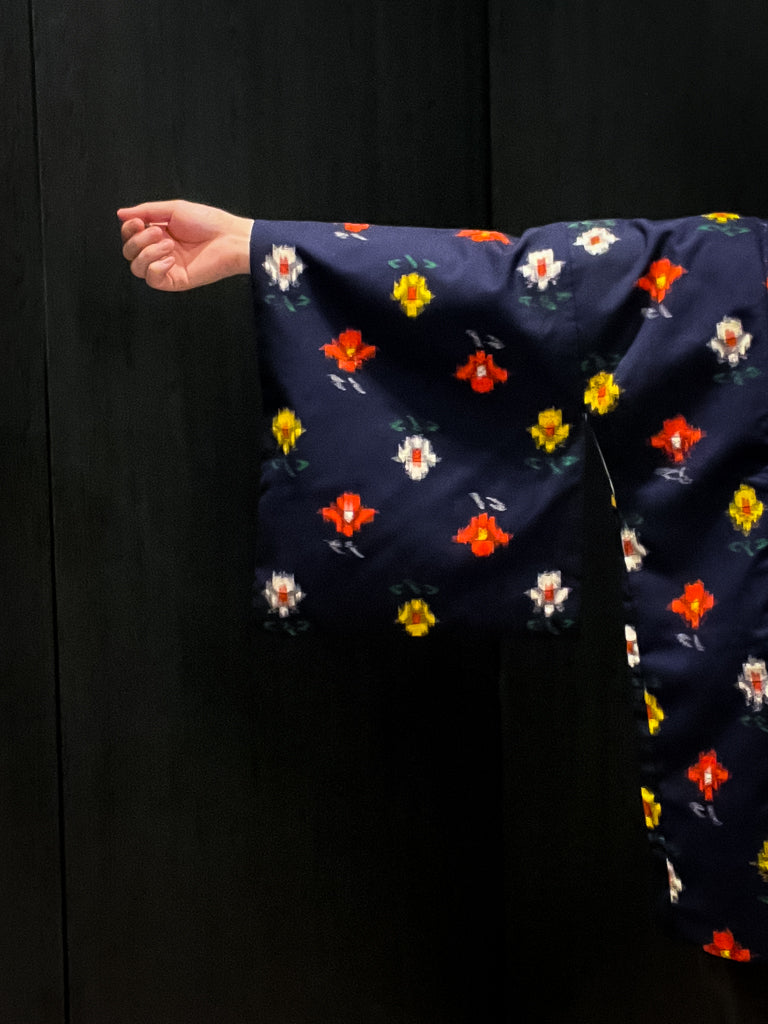 Blue Abstract Flowers Short Kimono