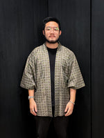 Load image into Gallery viewer, Green Hexagon Short Kimono
