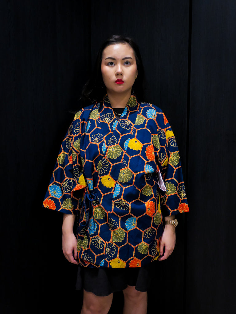 Hexagon Chrysanthemum Short Kimono
