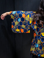 Load image into Gallery viewer, Hexagon Chrysanthemum Short Kimono

